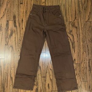 Brown 90s boyfriend Jean